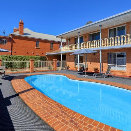 Blue Diamond Motor Inn Dubbo Exterior photo