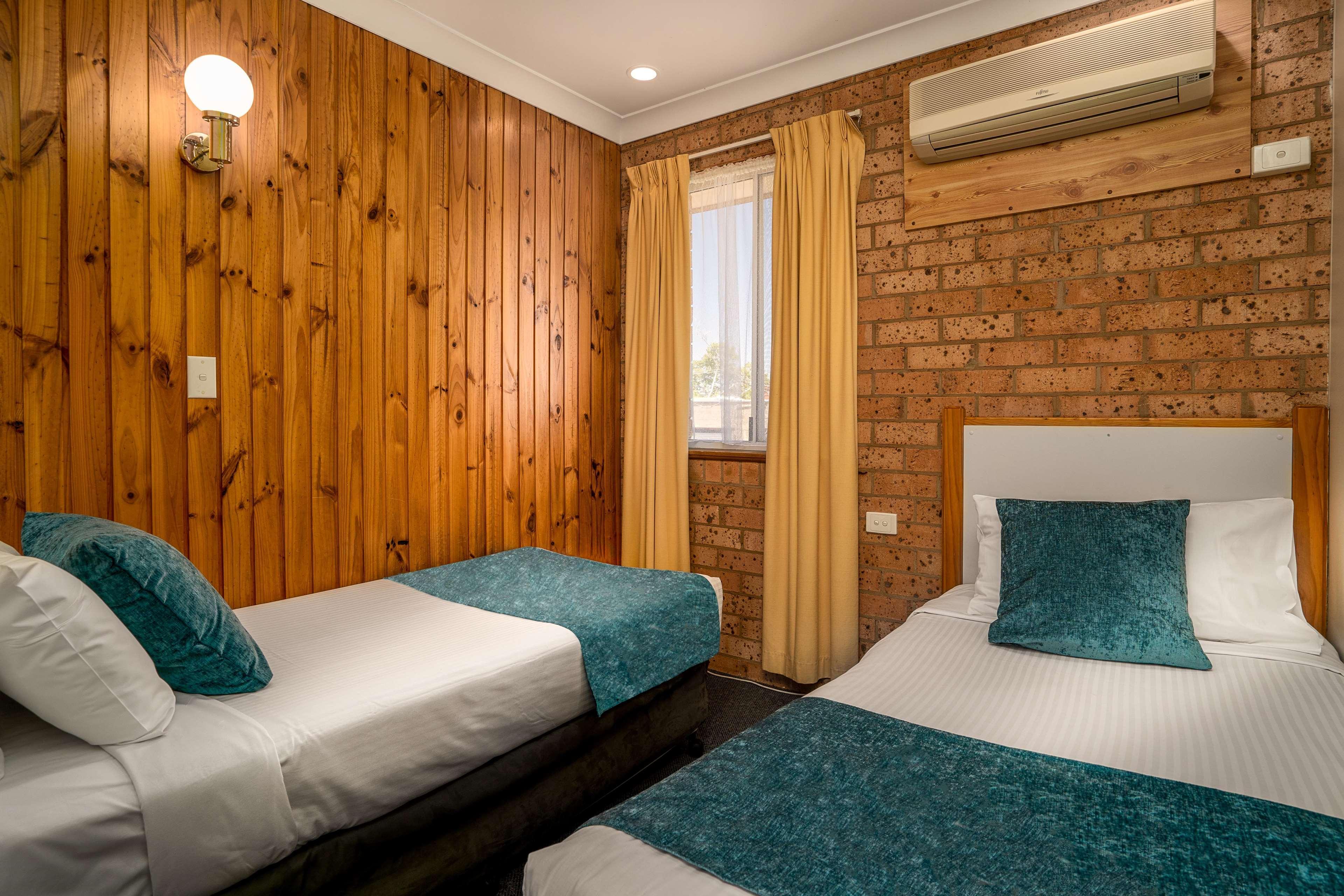 Blue Diamond Motor Inn Dubbo Exterior photo
