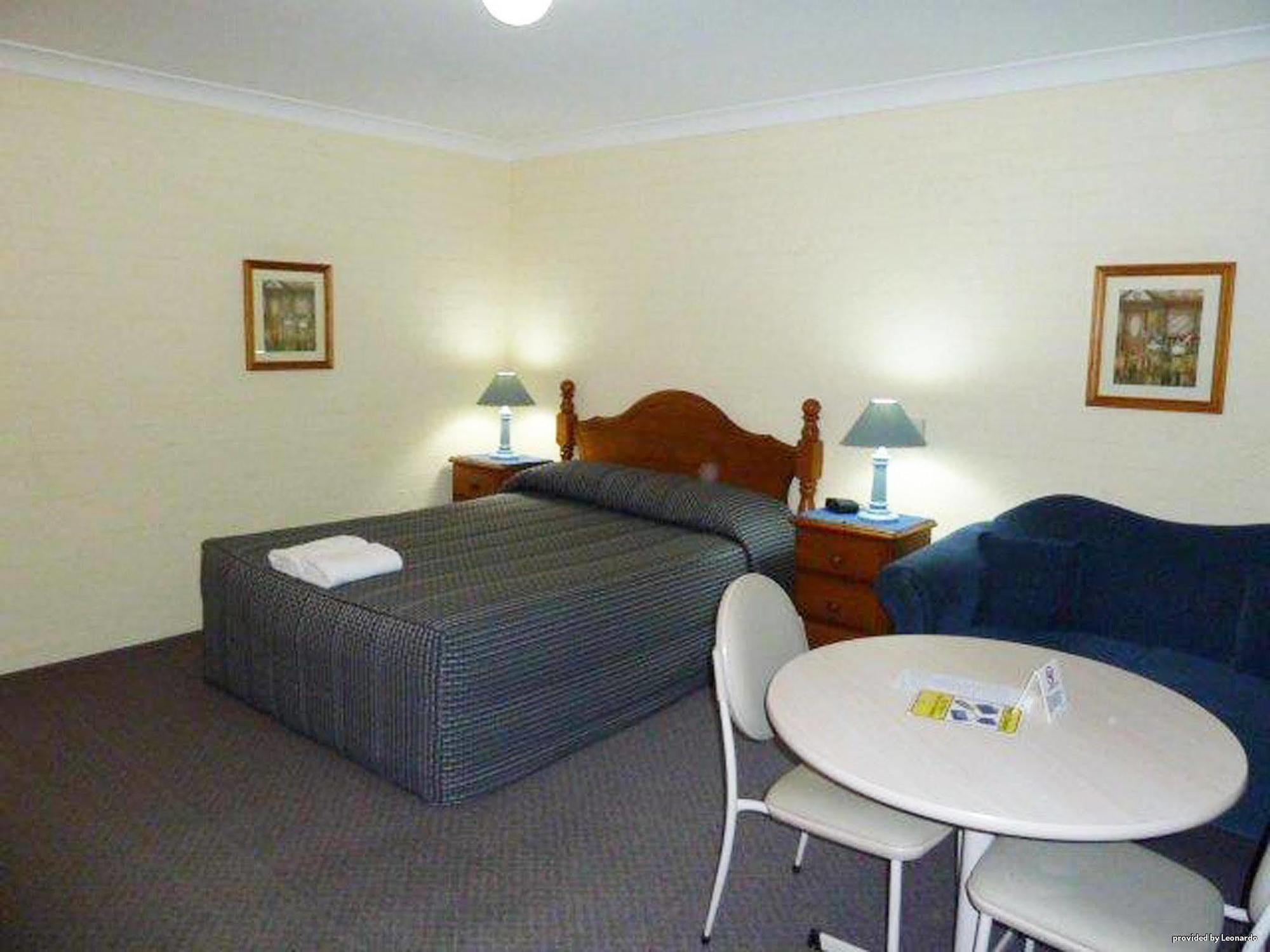 Blue Diamond Motor Inn Dubbo Exterior photo